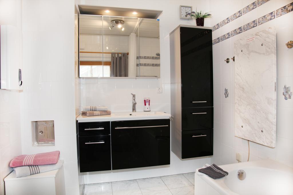 Chiemsee Comfort-Bungalow Mit Garten ريمستينغ المظهر الخارجي الصورة
